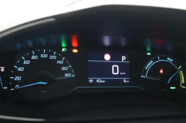 Peugeot e-208 (2024) thumbnail 13