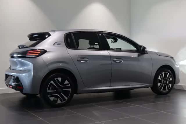Peugeot e-208 (2024) thumbnail 10