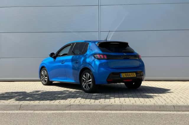 Peugeot 208 (2021) thumbnail 4
