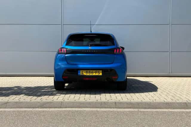 Peugeot 208 (2021) thumbnail 5