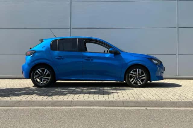Peugeot 208 (2021) thumbnail 7