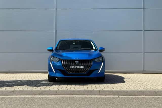 Peugeot 208 (2021) thumbnail 9