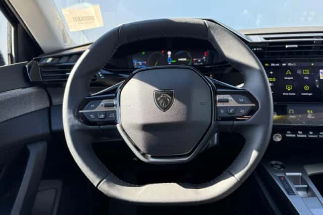 Peugeot 408 (2025) thumbnail 11