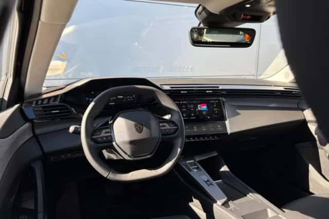 Peugeot 408 (2025) thumbnail 10