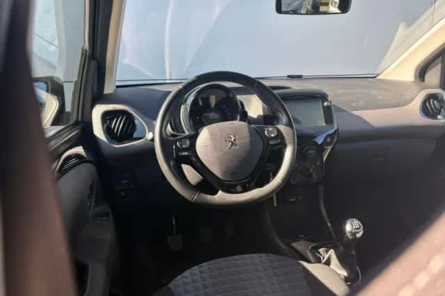 Peugeot 108 (2020) thumbnail 10