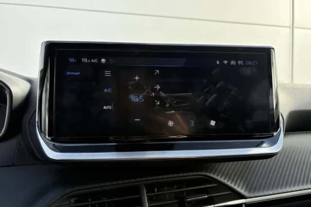 Peugeot 2008 (2024) thumbnail 21