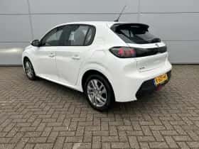Peugeot 208 (2021) thumbnail 3