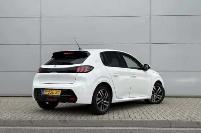 Peugeot 208 (2020) thumbnail 6
