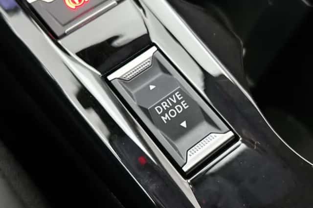 Peugeot 208 (2025) thumbnail 8