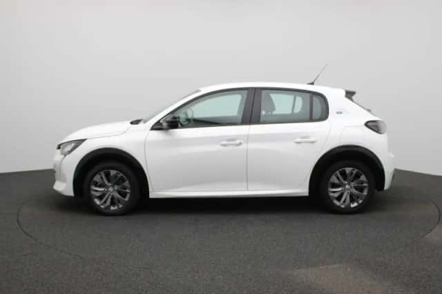 Peugeot e-208 (2023) thumbnail 5