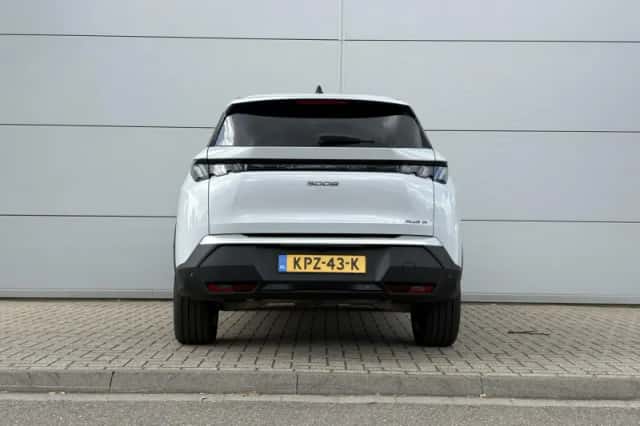 Peugeot 5008 (2025) thumbnail 5