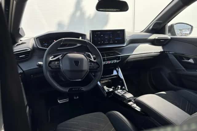 Peugeot 3008 (2021) thumbnail 12