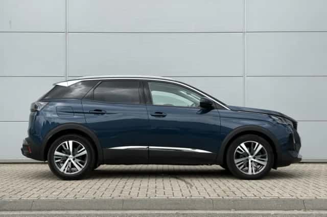 Peugeot 3008 (2021) thumbnail 6