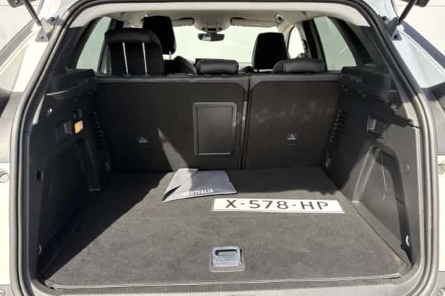 Peugeot 3008 (2022) thumbnail 21