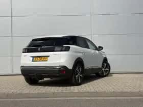 Peugeot 3008 (2022) thumbnail 6