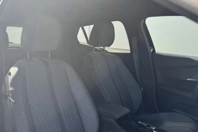Peugeot 2008 (2025) thumbnail 11