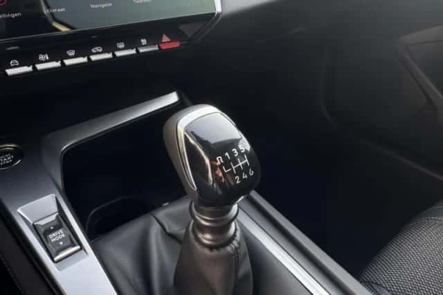 Peugeot 308 (2022) thumbnail 19