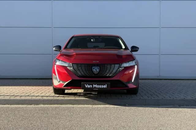 Peugeot 308 (2022) thumbnail 9