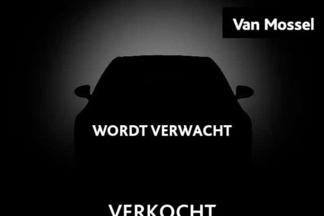 Peugeot 2008 (2024) thumbnail 1