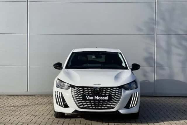 Peugeot 208 (2025) thumbnail 6