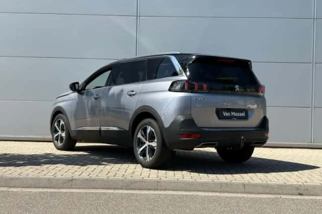 Peugeot 5008 (2023) thumbnail 4