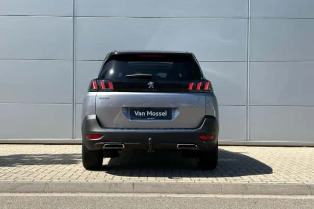 Peugeot 5008 (2023) thumbnail 5