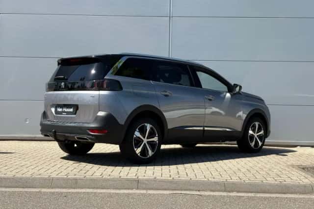 Peugeot 5008 (2023) thumbnail 6