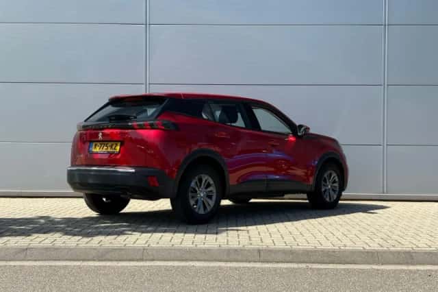 Peugeot 2008 (2021) thumbnail 6