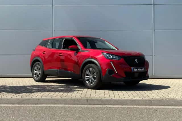 Peugeot 2008 (2021) thumbnail 8