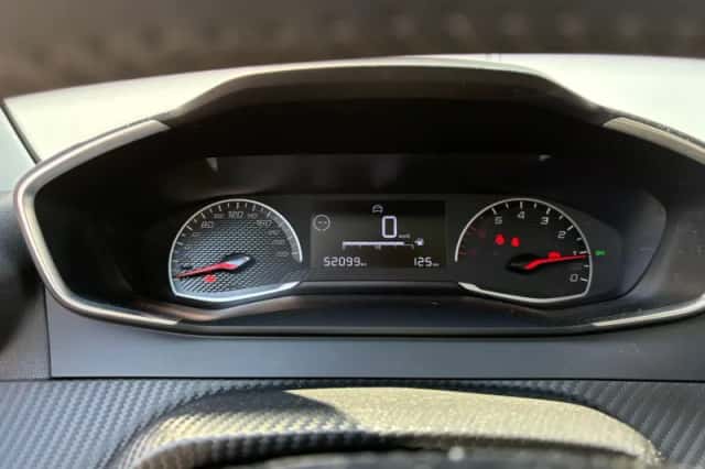 Peugeot 208 (2021) thumbnail 11