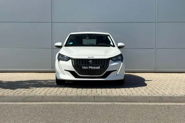 Peugeot 208 (2021) thumbnail 9