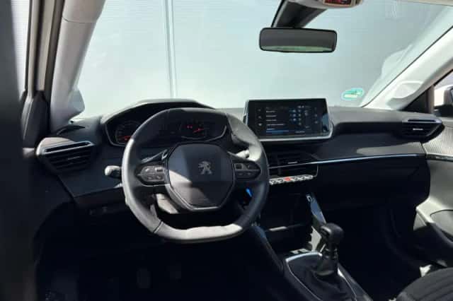 Peugeot 208 (2021) thumbnail 10