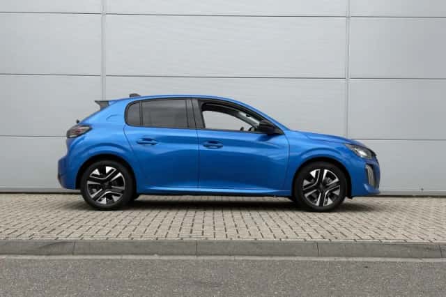 Peugeot 208 (2025) thumbnail 6