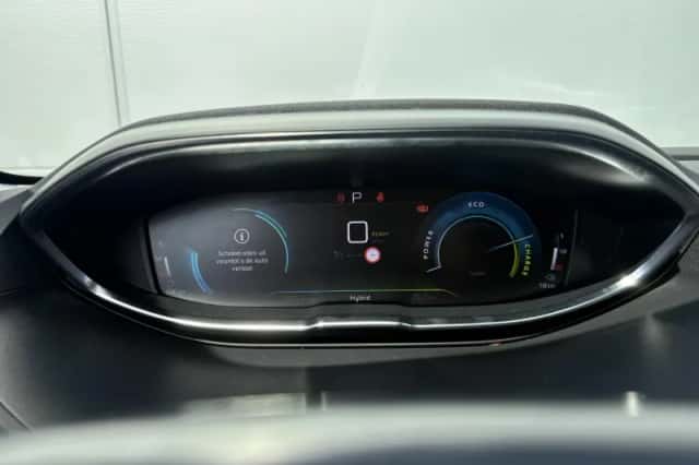 Peugeot 3008 (2021) thumbnail 12