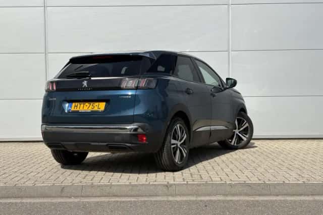 Peugeot 3008 (2021) thumbnail 6