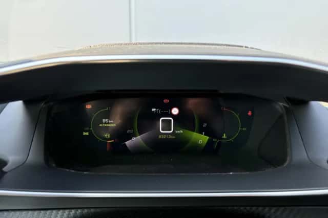 Peugeot 208 (2021) thumbnail 14