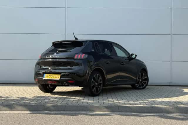 Peugeot 208 (2021) thumbnail 5