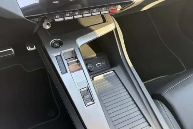 Peugeot 408 (2025) thumbnail 18