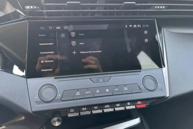 Peugeot 308 (2022) thumbnail 14