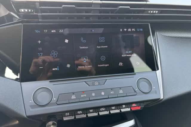 Peugeot 308 (2022) thumbnail 15