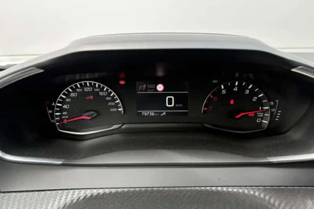 Peugeot 2008 (2021) thumbnail 22