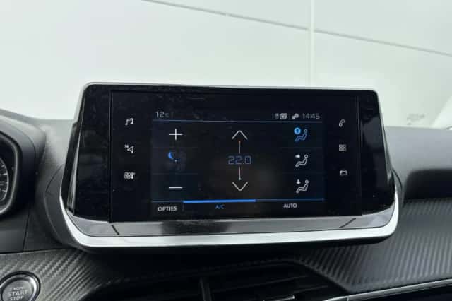 Peugeot 2008 (2021) thumbnail 24