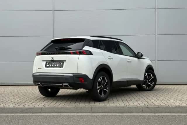 Peugeot 2008 (2021) thumbnail 6