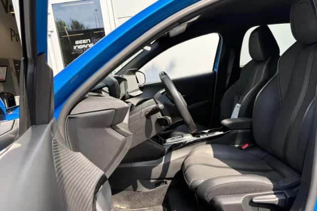 Peugeot e-208 (2023) thumbnail 22