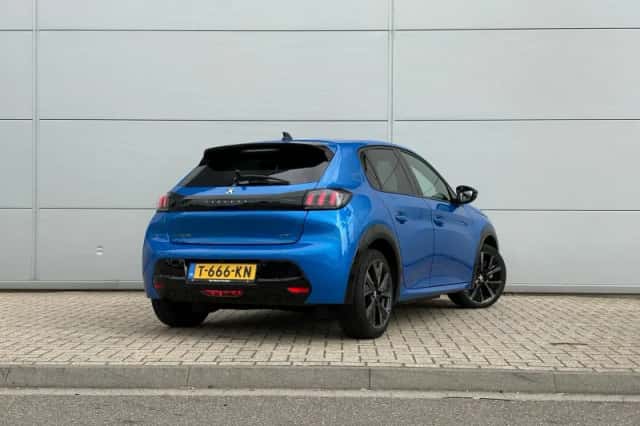 Peugeot e-208 (2023) thumbnail 6