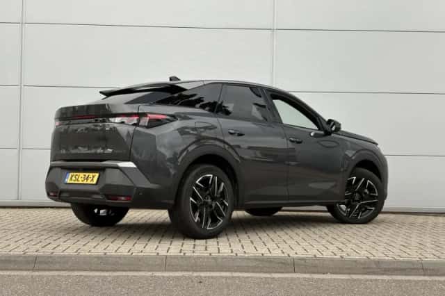 Peugeot 3008 (2025) thumbnail 5
