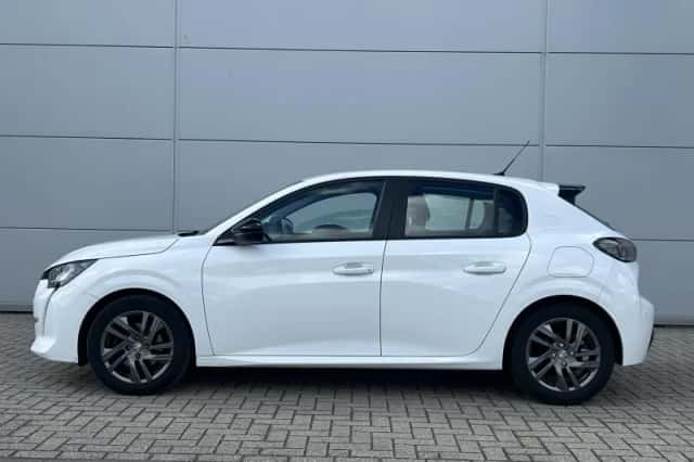Peugeot 208 (2022) thumbnail 3