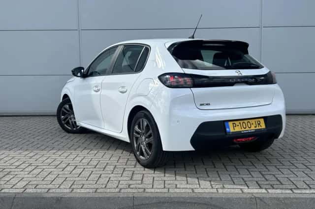 Peugeot 208 (2022) thumbnail 4