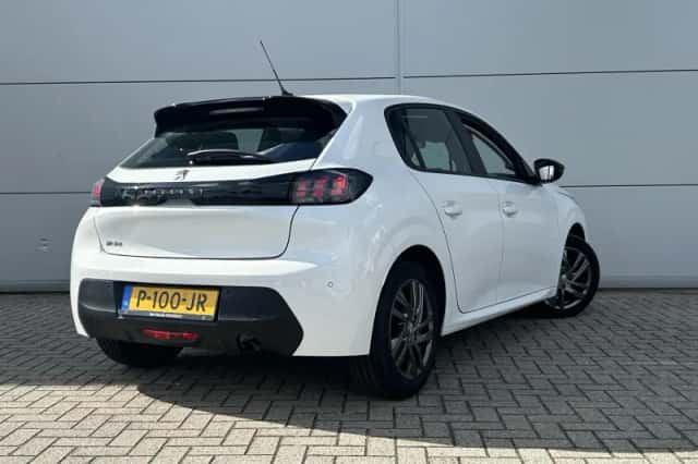 Peugeot 208 (2022) thumbnail 6