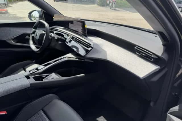 Peugeot 5008 (2026) thumbnail 17